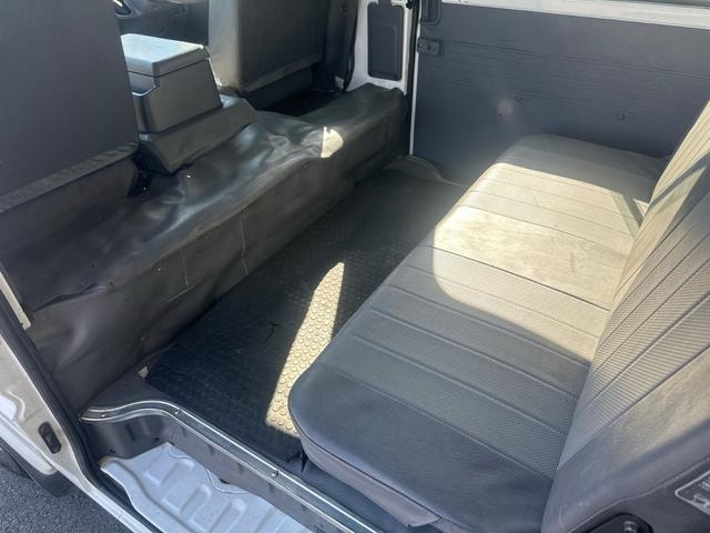 Mazda BONGO VAN 2011 — фото автомобиля 1