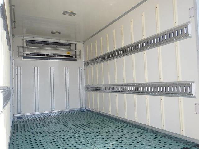 Миниатюра 12