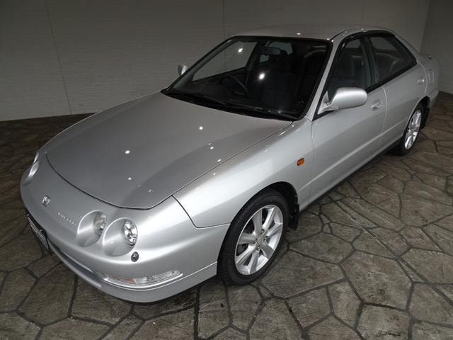Honda INTEGRA 1995 — фото автомобиля 1