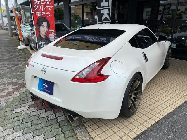 Миниатюра 12