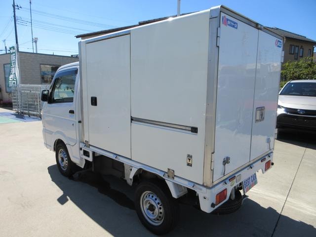 Suzuki CARRY TRUCK 2016 — фото автомобиля 1