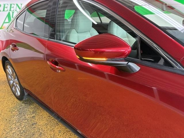 Mazda 3 SEDAN 2019 — фото автомобиля 1