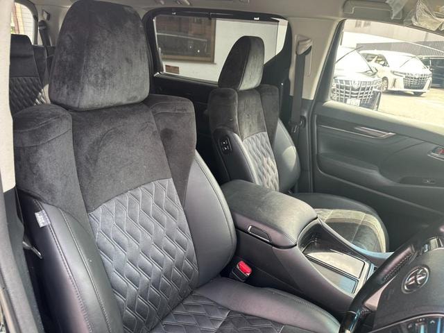 Toyota ALPHARD 2017 — фото автомобиля 1