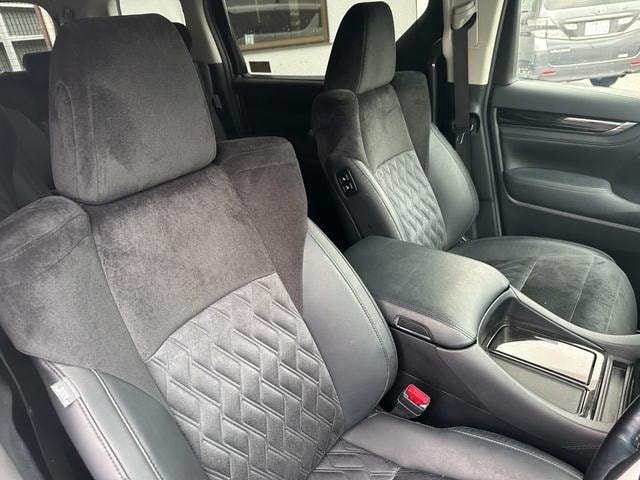 Toyota ALPHARD 2017 — фото автомобиля 1
