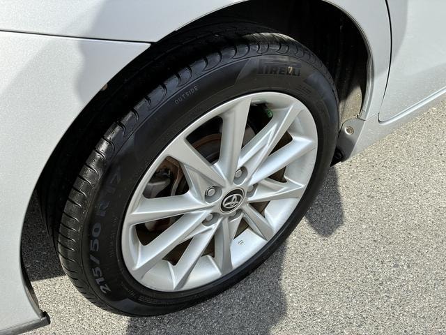 Toyota PRIUS ALPHA 2015 — фото автомобиля 1