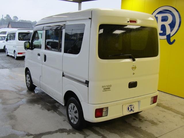 Nissan NV100CLIPPER VAN 2022 — фото автомобиля 1