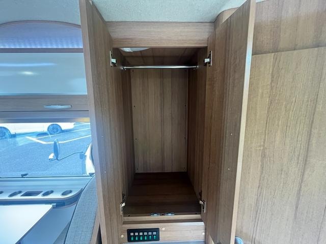 Миниатюра 20