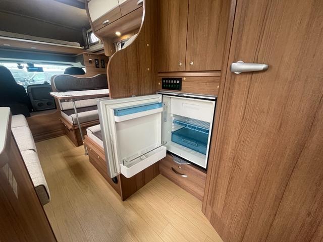 Миниатюра 22