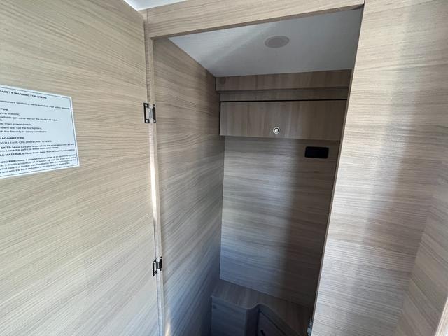 Миниатюра 15
