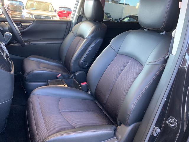 Nissan ELGRAND 2015 — фото автомобиля 1
