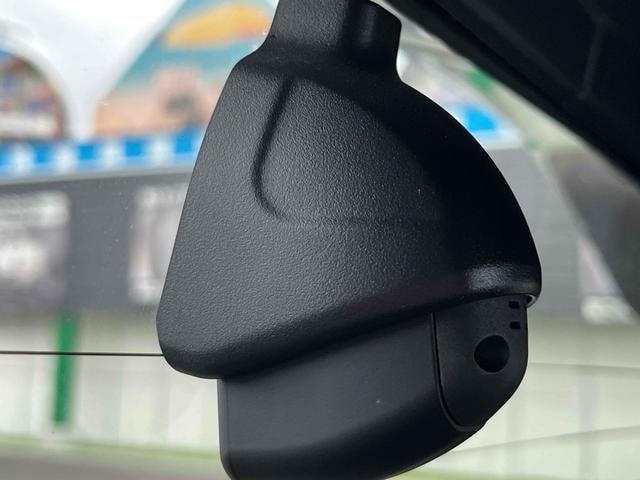 Honda N-BOX CUSTOM 2021 — фото автомобиля 1