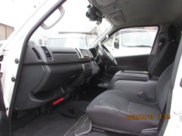 Миниатюра 12