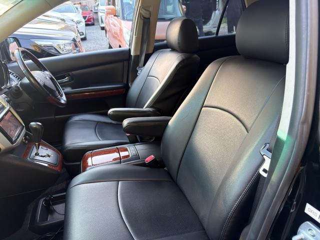 Toyota HARRIER 2008 — фото автомобиля 1