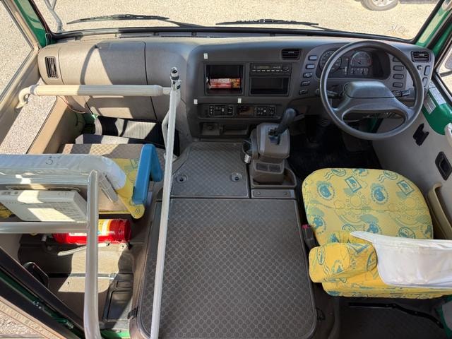 Mitsubishi Fuso ROSA 2013 — фото автомобиля 1
