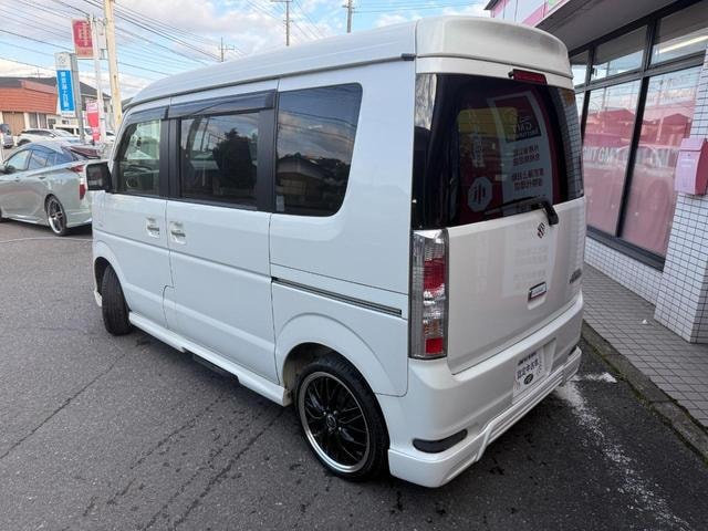 Миниатюра 12