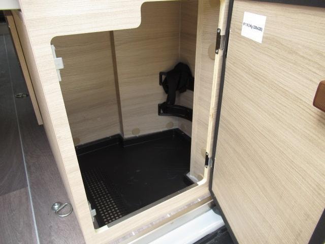 Миниатюра 16