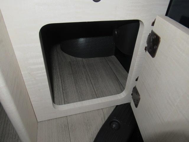 Миниатюра 11
