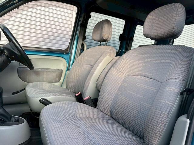 Renault KANGOO 2006 — фото автомобиля 1