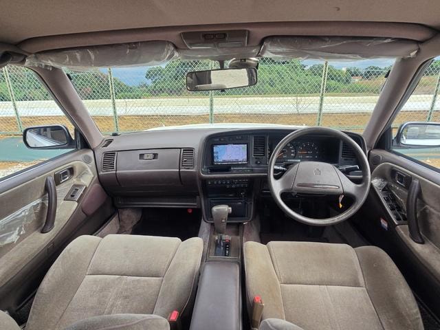 Toyota CROWN 1991 — фото автомобиля 1