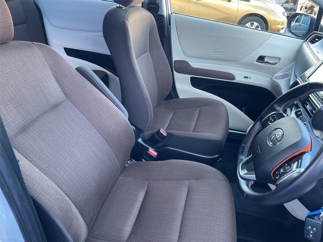 Toyota SIENTA 2016 — фото автомобиля 1