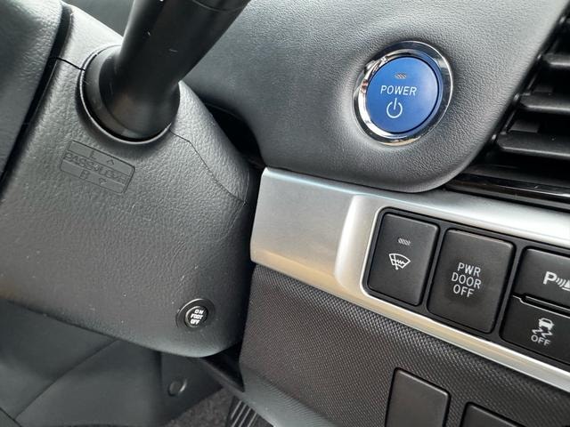 Toyota ESTIMA HYBRID 2019 — фото автомобиля 1