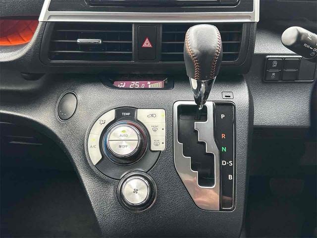 Миниатюра 12