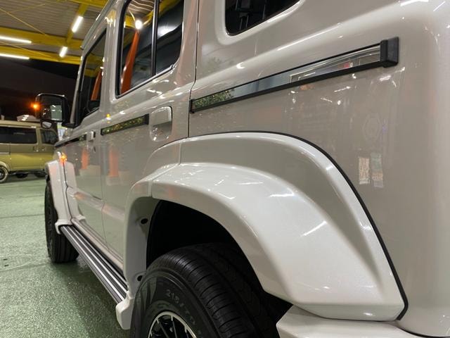 Suzuki JIMNY NOMADE 2026 — фото автомобиля 1