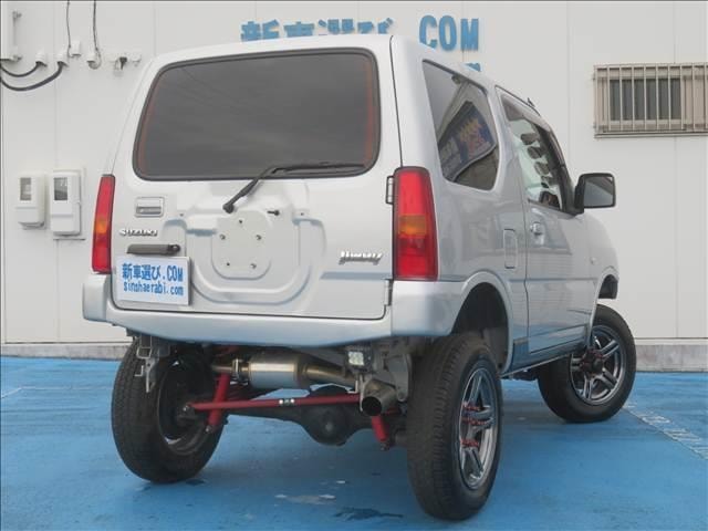 Suzuki JIMNY 2013 — фото автомобиля 1