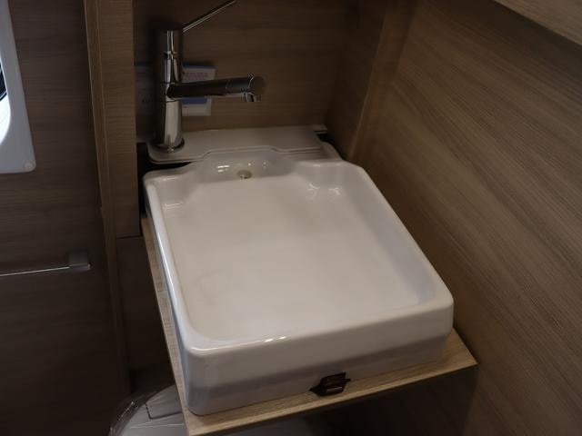 Миниатюра 28