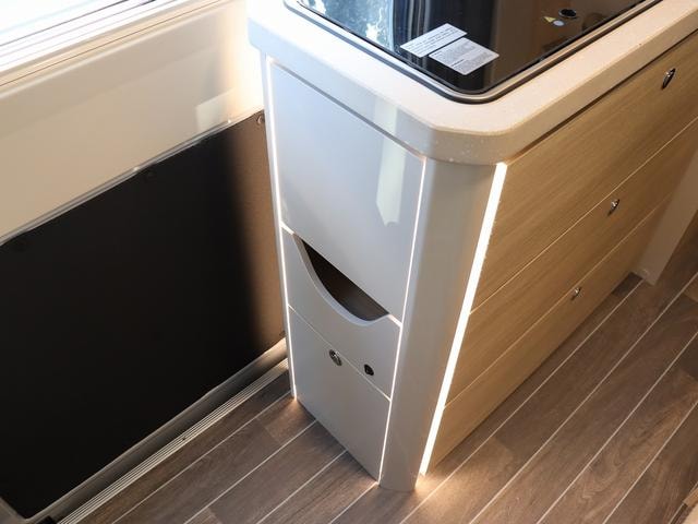 Миниатюра 27