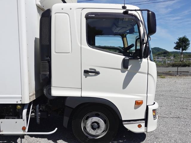 Hino RANGER 2019 — фото автомобиля 1