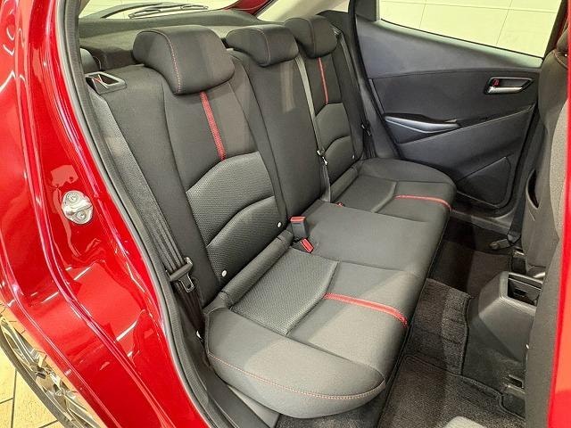 Mazda DEMIO 2015 — фото автомобиля 1