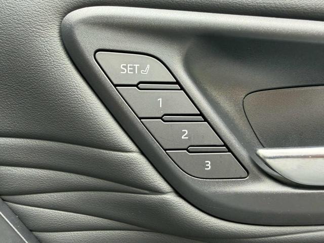 Миниатюра 37