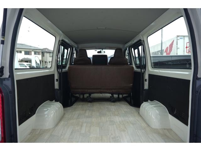 Toyota HIACE VAN 2016 — фото автомобиля 1