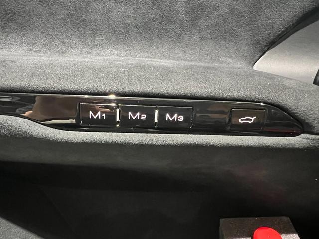 Миниатюра 30