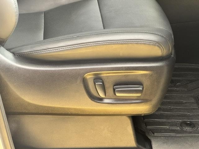Миниатюра 24