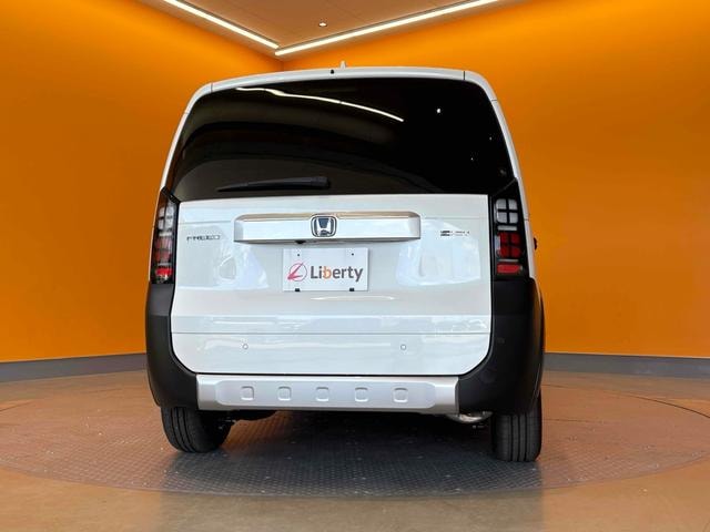 Honda FREED 2026 — фото автомобиля 1
