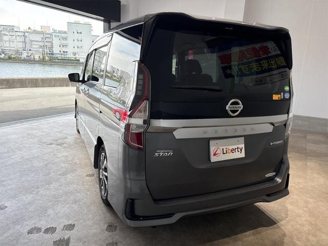 Nissan SERENA 2020 — фото автомобиля 1