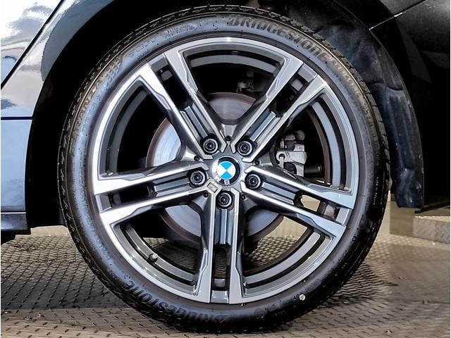 Bmw 1 SERIES 2024 — фото автомобиля 1