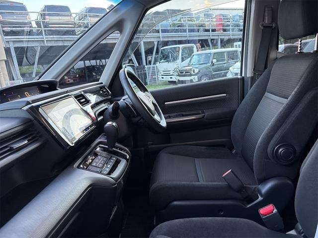 Honda STEPWAGON SPADA 2018 — фото автомобиля 1
