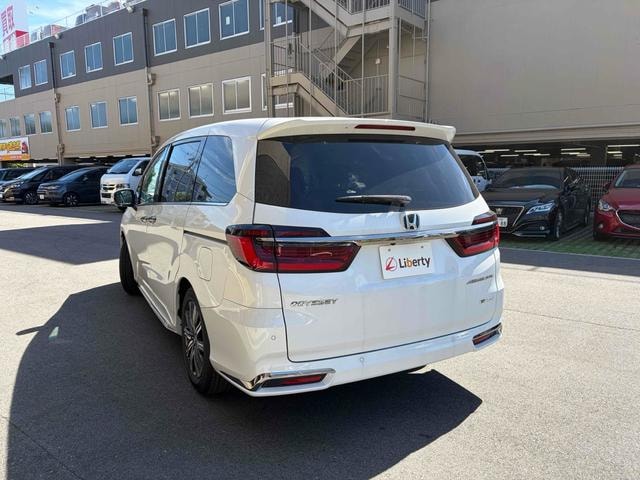 Honda ODYSSEY HYBRID 2026 — фото автомобиля 1