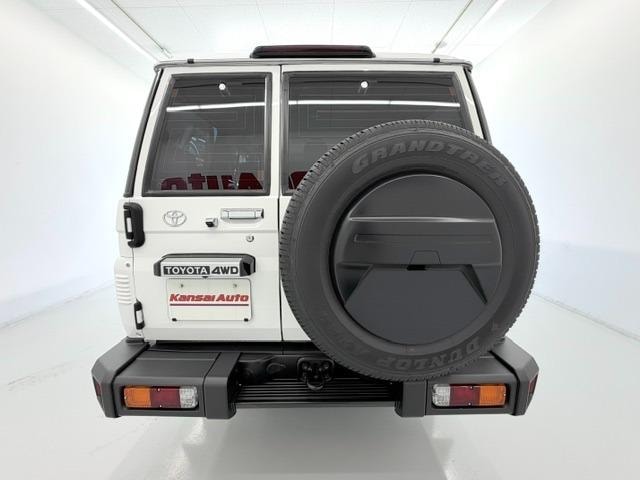 Миниатюра 10