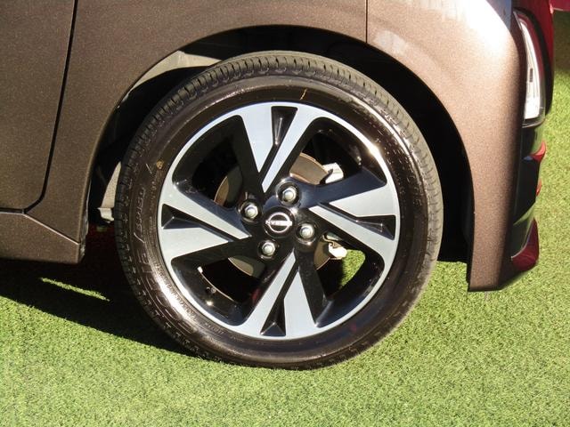 Nissan ROOX 2025 — фото автомобиля 1