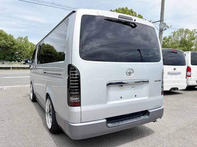 Миниатюра 11