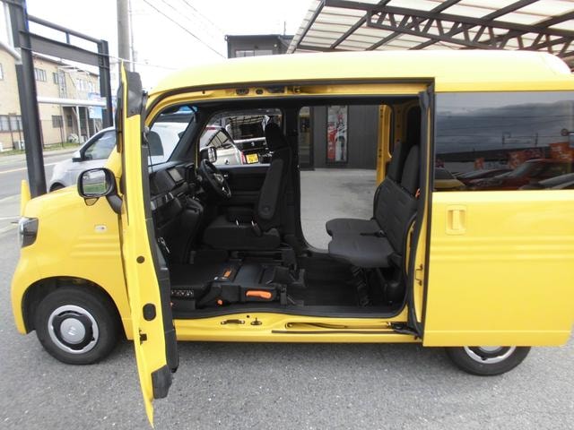 Honda N-VAN PLUS STYLE 2021 — фото автомобиля 1