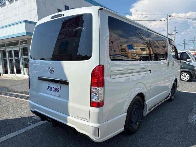 Миниатюра 12