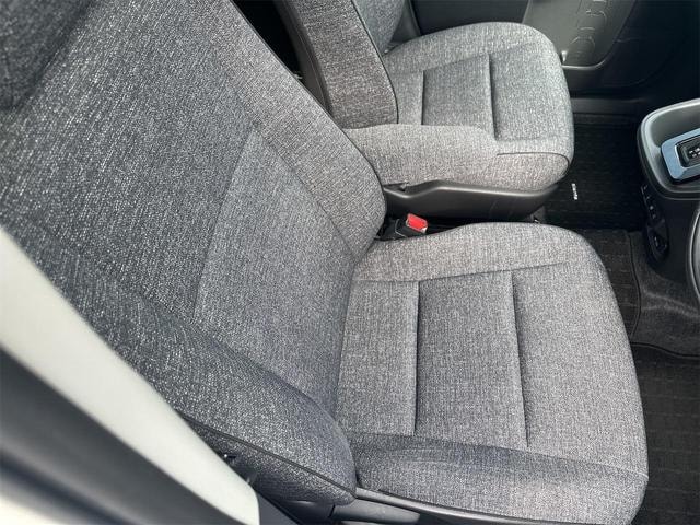 Toyota SIENTA 2023 — фото автомобиля 1