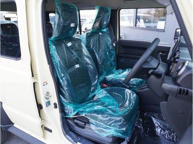 Suzuki JIMNY NOMADE 2026 — фото автомобиля 1