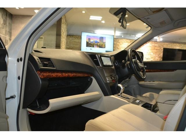 Миниатюра 28