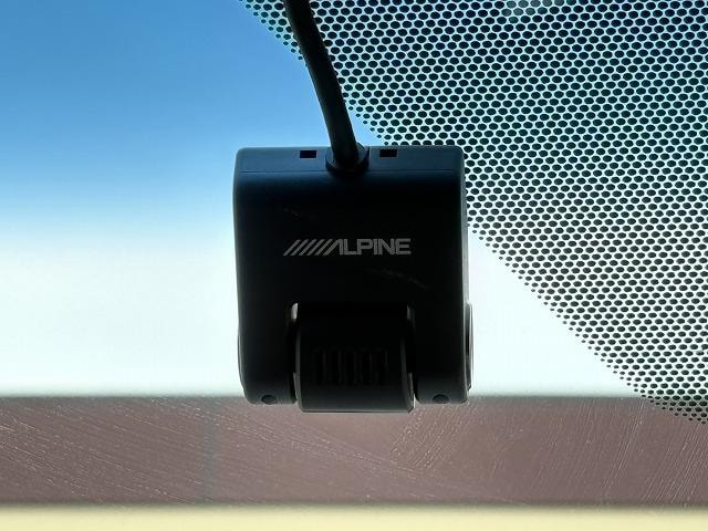 Миниатюра 37